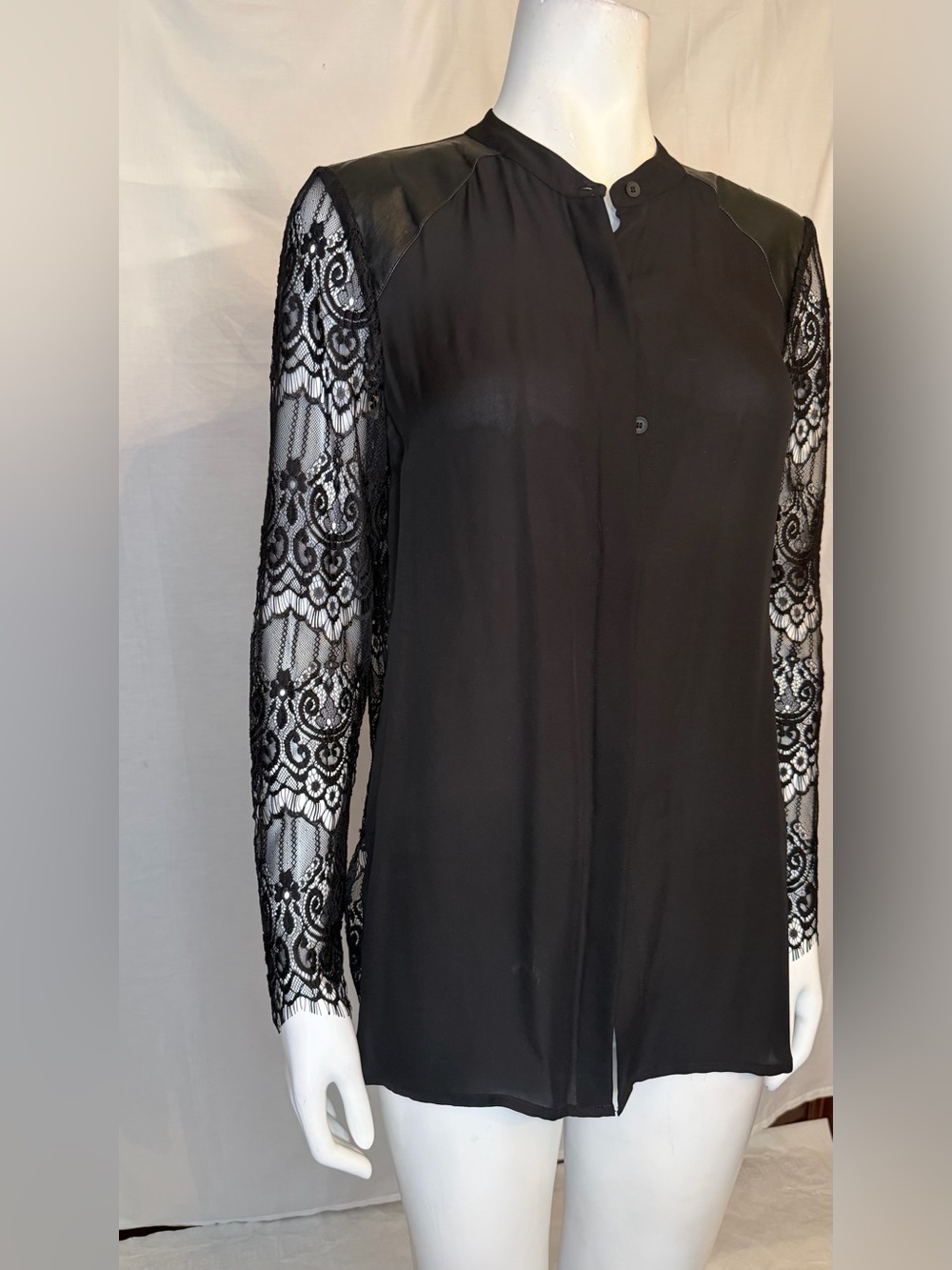 Women's Black Lace-Sleeve Long Sleeve Dress